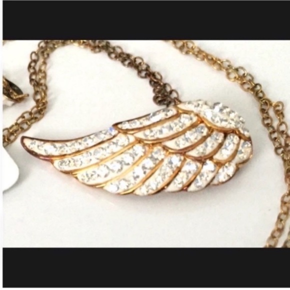 NWT Swarovski Angel Wing Crystals Gold Wash Sterling Silver Necklace - Picture 6 of 7